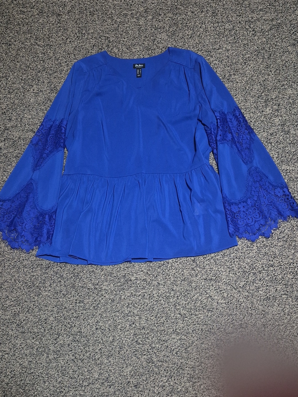 NWOT Du Jour Cobalt Blue Lace Bell Sleeve Peplum Top